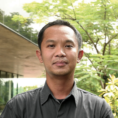 www.pinepacific.com
